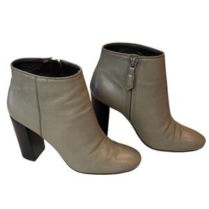 Tory Burch Bowie Leather Ankle Boot in Fango
